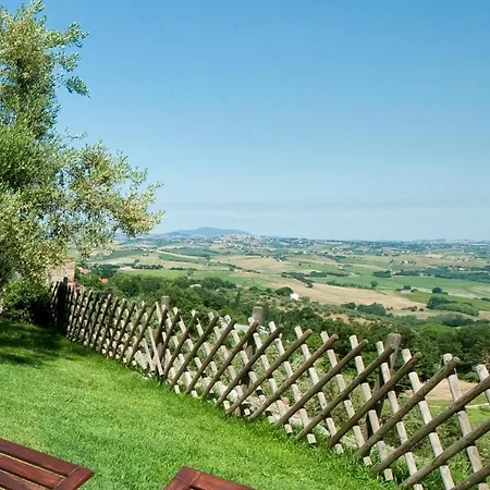 Agriturismo Gli Ulivi ファームステイ *